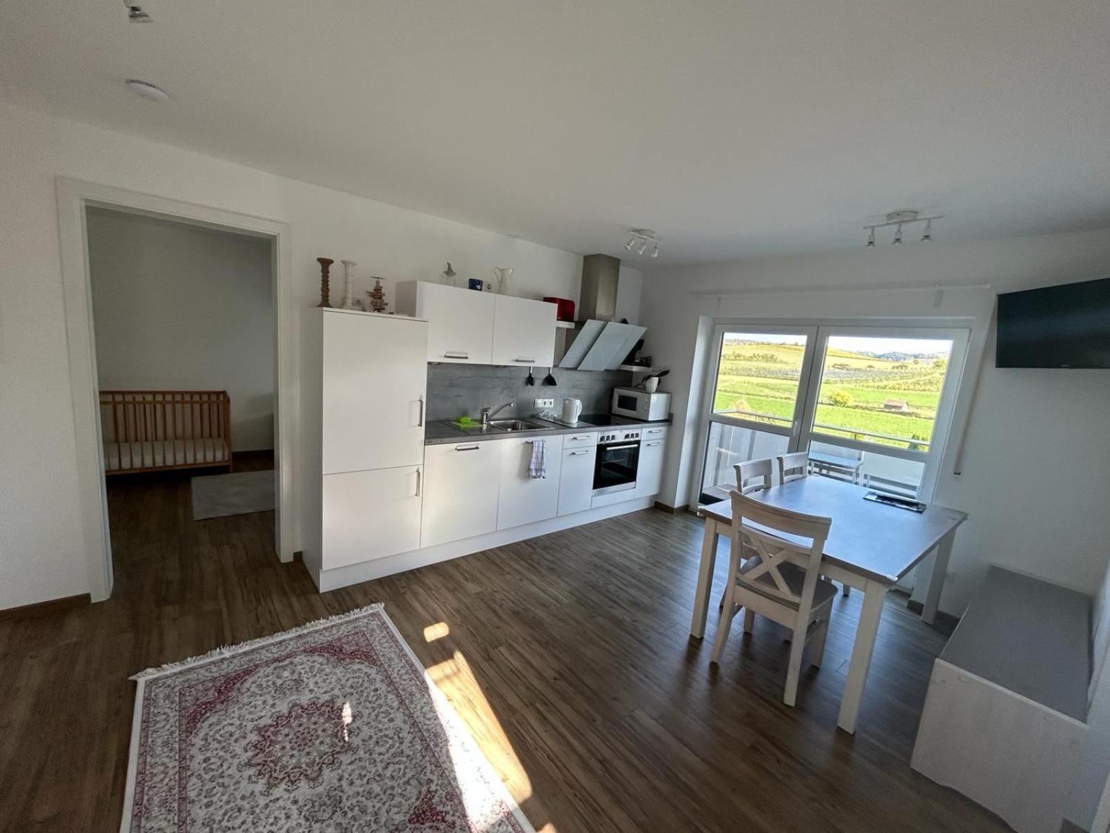 3 Zimmer Neubauwohnung In Der Schwaebischen Toskana Löwenstein Exteriér fotografie