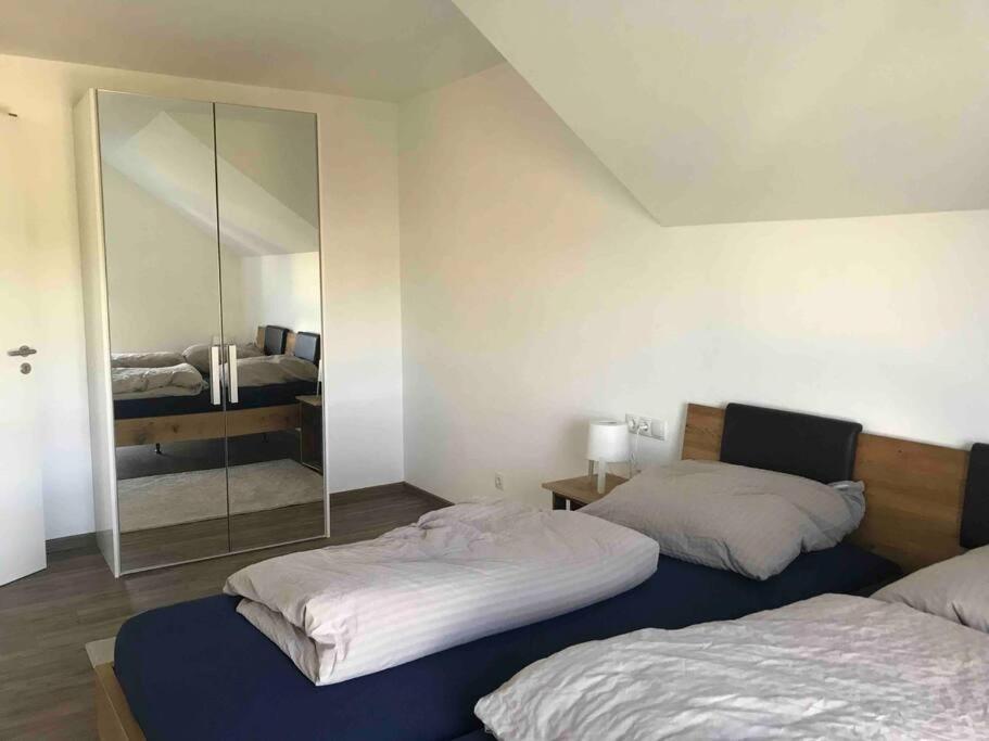 3 Zimmer Neubauwohnung In Der Schwaebischen Toskana Löwenstein Exteriér fotografie